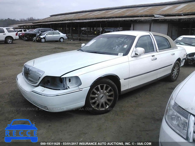 2003 Lincoln Town Car EXECUTIVE 1LNHM81WX3Y624768 зображення 1