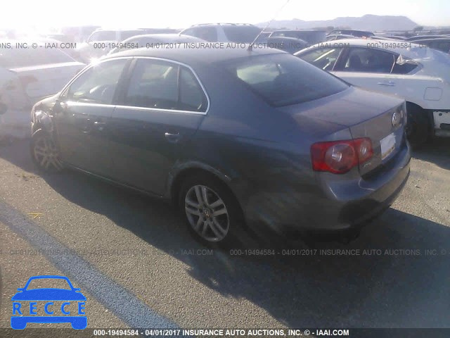 2007 Volkswagen Jetta 3VWEF71K17M186410 image 2