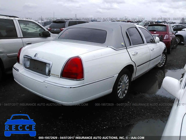 2005 Lincoln Town Car SIGNATURE 1LNHM81W85Y602271 Bild 3