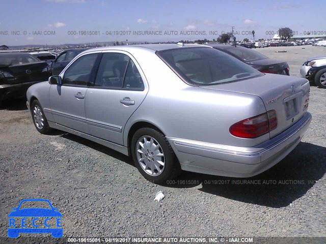 2001 Mercedes-benz E WDBJF65JX1B234478 image 2
