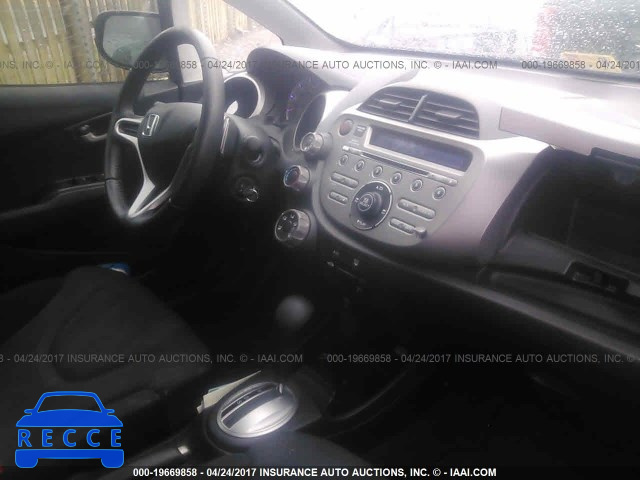 2011 Honda FIT JHMGE8H50BC002328 image 4