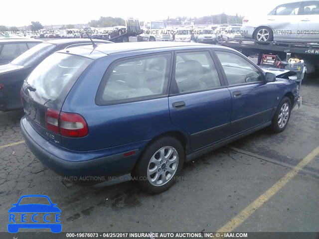 2000 Volvo V40 YV1VW2556YF469679 image 3