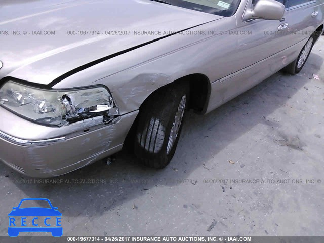 2003 Lincoln Town Car EXECUTIVE 1LNHM81W63Y608163 Bild 5
