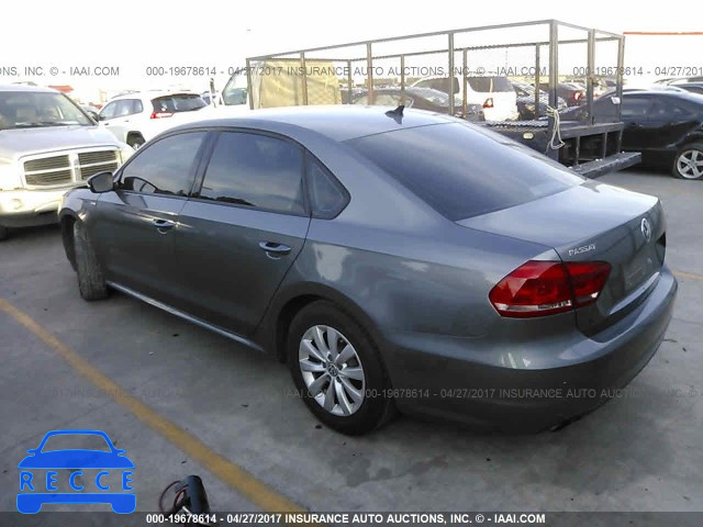 2015 Volkswagen Passat 1VWAS7A30FC038851 image 2