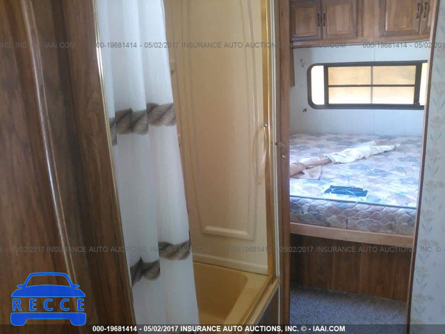 1989 COACHMEN ROYAL298FK 2TC2B8353K1000987 image 4