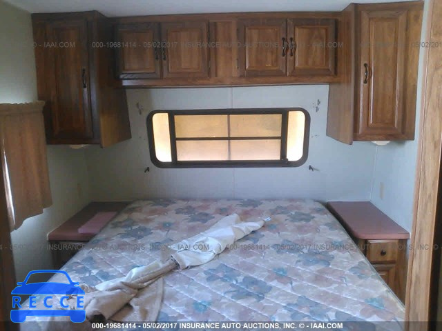 1989 COACHMEN ROYAL298FK 2TC2B8353K1000987 image 7