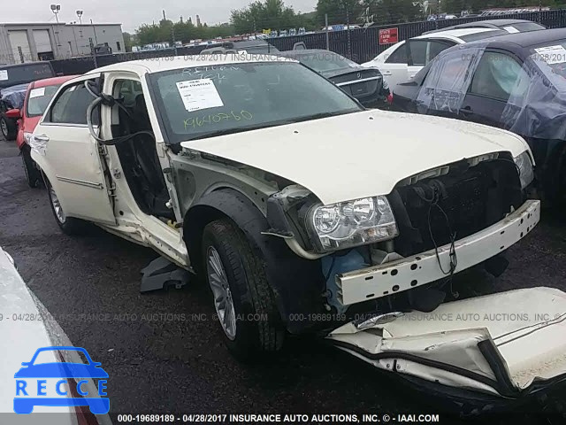 2010 Chrysler 300 2C3CA5CV0AH326235 Bild 0