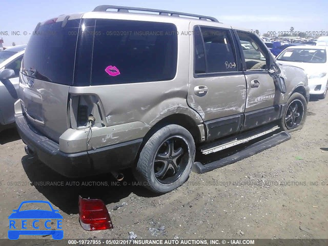 2005 Ford Expedition 1FMPU15545LA01747 image 3