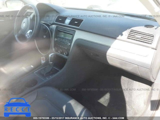 2015 VOLKSWAGEN PASSAT S 1VWAT7A38FC066412 image 4