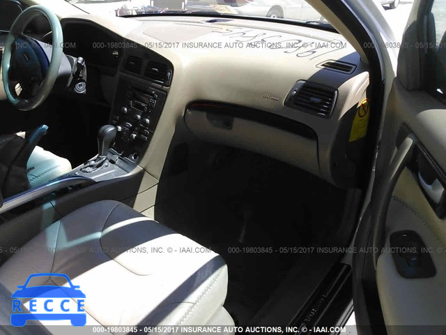 2002 Volvo V70 XC YV1SZ58D021074075 image 4