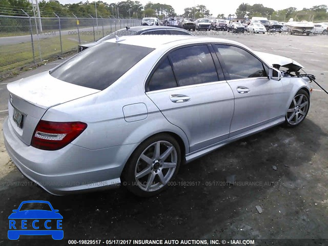 2013 Mercedes-benz C WDDGF4HB4DR267353 Bild 3