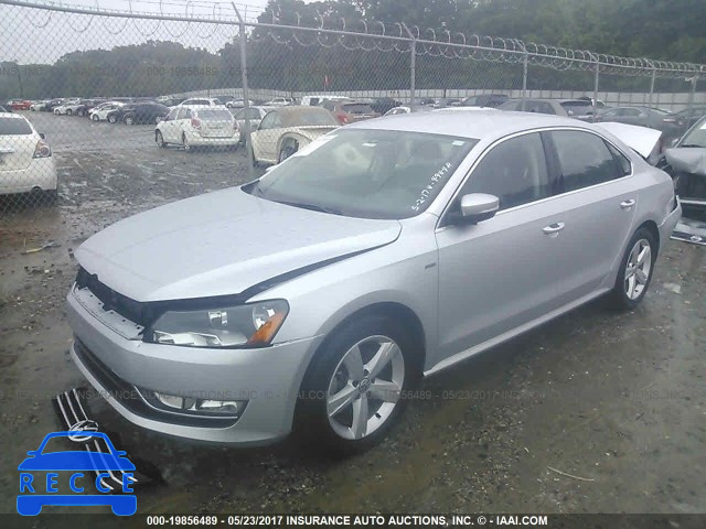 2015 Volkswagen Passat 1VWAT7A33FC104984 image 1