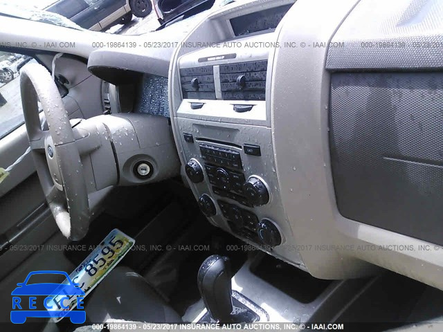 2008 Ford Escape 1FMCU93188KC65206 зображення 4