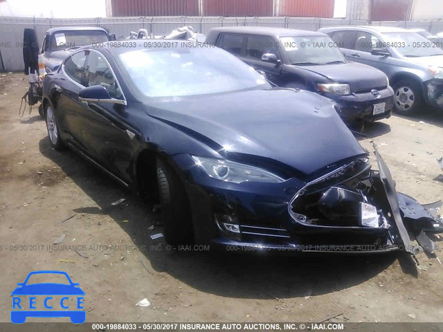2013 Tesla Model S 5YJSA1AC3DFP10487 Bild 0