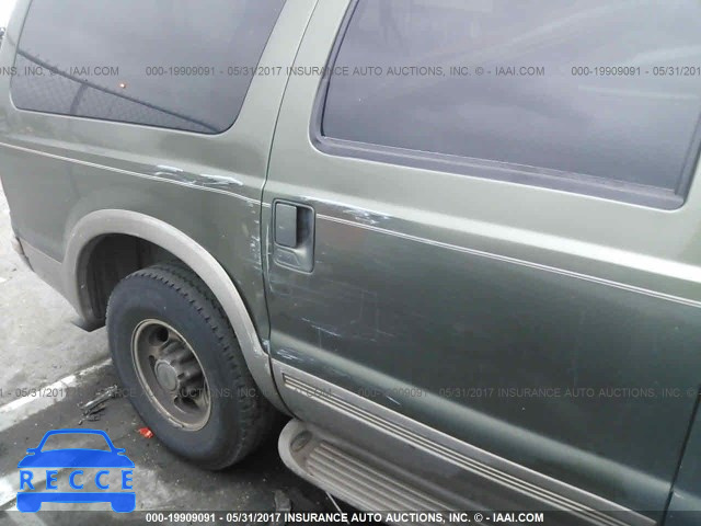 2000 Ford Excursion 1FMNU42S1YEE02071 Bild 5