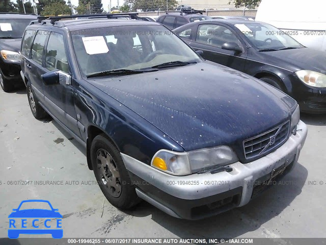 2000 Volvo V70 XC/SE YV1LZ56DXY2675407 image 0