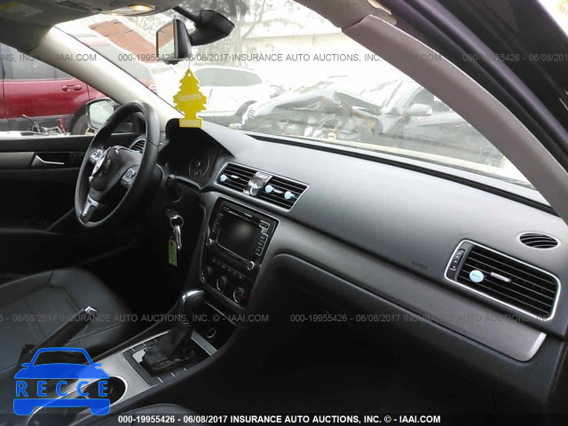 2014 Volkswagen Passat 1VWBT7A3XEC092089 image 4