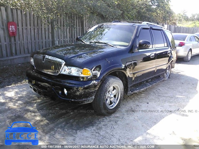 2001 Lincoln Navigator 5LMEU27RX1LJ18043 image 1