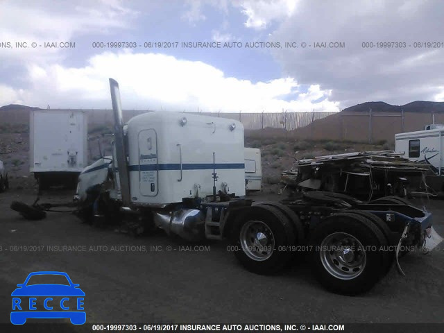 2011 PETERBILT 388 1XPWD49X7BD120572 image 2