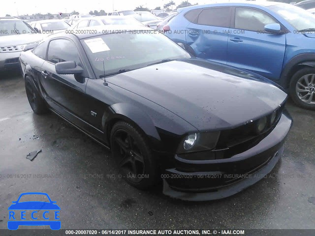 2005 Ford Mustang 1ZVFT82H355127190 image 0