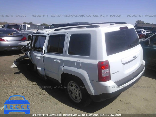 2016 Jeep Patriot 1C4NJRBB8GD690170 Bild 2