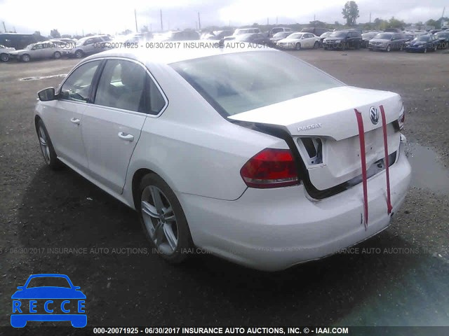 2014 Volkswagen Passat 1VWBS7A32EC069697 image 2