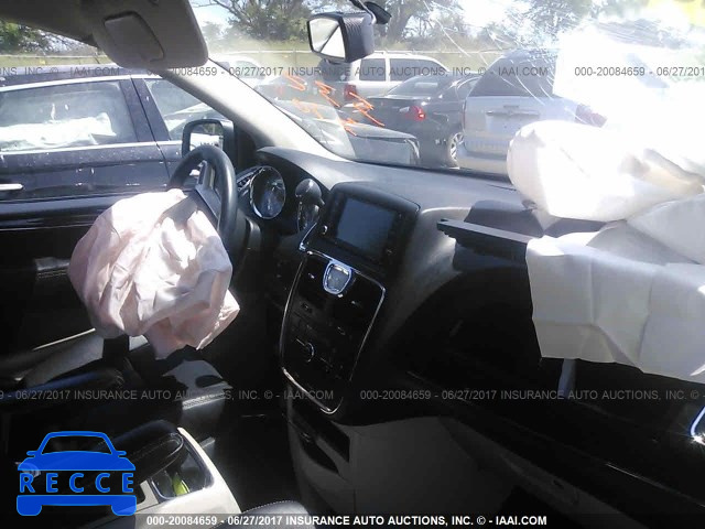 2015 Chrysler Town and Country 2C4RC1BG3FR601867 image 4