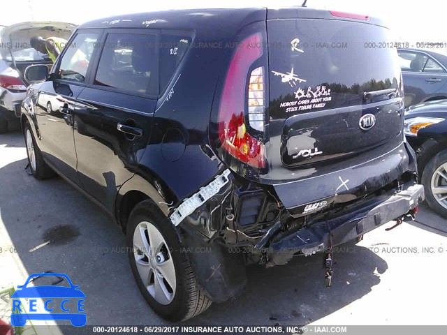 2016 KIA Soul KNDJN2A20G7355236 Bild 2