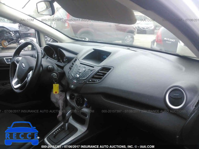 2015 Ford Fiesta SE 3FADP4BJXFM191397 зображення 4