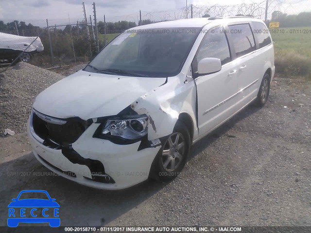 2012 Chrysler Town and Country 2C4RC1BG2CR137501 image 1