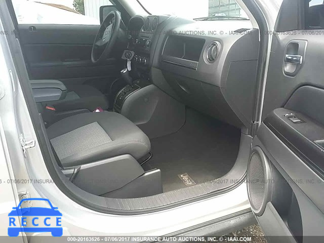 2010 Jeep Patriot SPORT 1J4NT2GB3AD509214 image 4