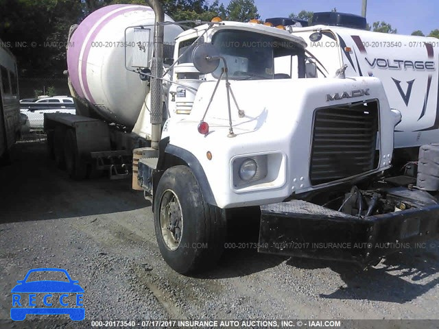 1999 MACK DM690S DM600 1M2B209C4XM024672 Bild 0