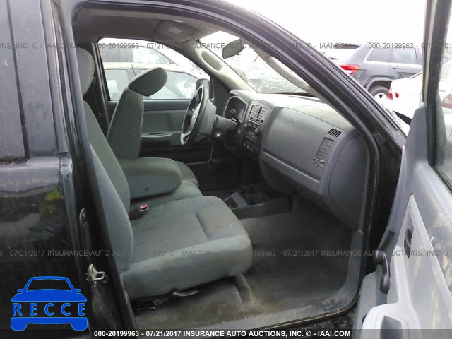 2005 Dodge Dakota 1D7HE22K35S223567 image 4