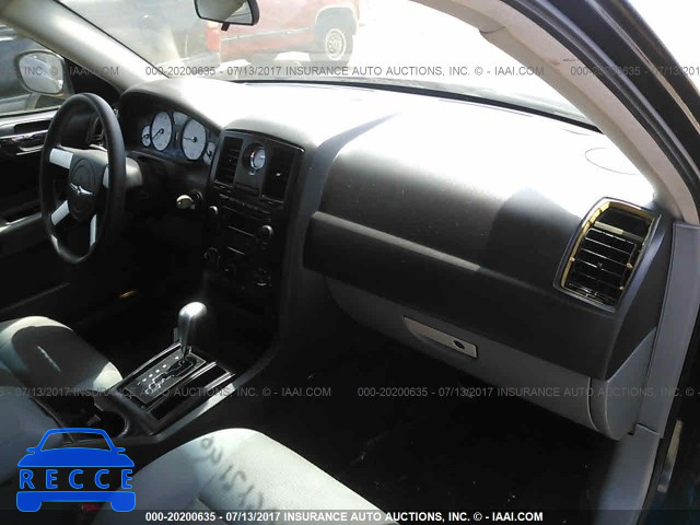 2005 Chrysler 300 2C3JA43R85H587977 image 4