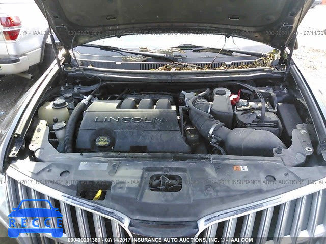 2010 Lincoln MKT 2LMHJ5AR8ABJ24690 image 9