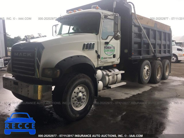 2007 MACK CTP713 CTP700 1M2AT04C17M005254 image 1