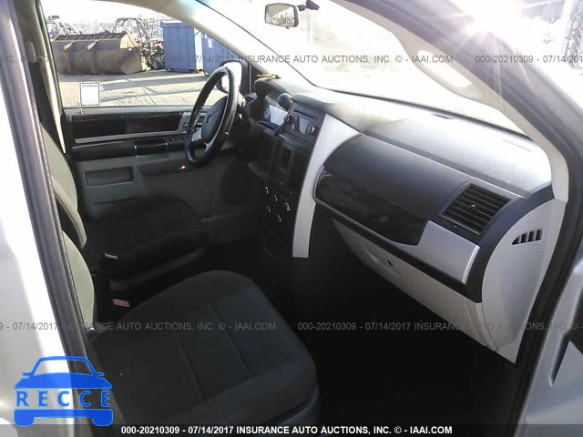 2010 Dodge Grand Caravan SXT 2D4RN5D10AR201299 зображення 4