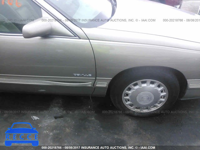 1999 Cadillac Deville 1G6KD54Y4XU806651 image 5