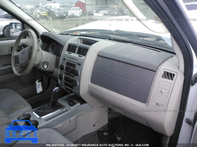 2010 Ford Escape 1FMCU5K33AKD07170 зображення 4