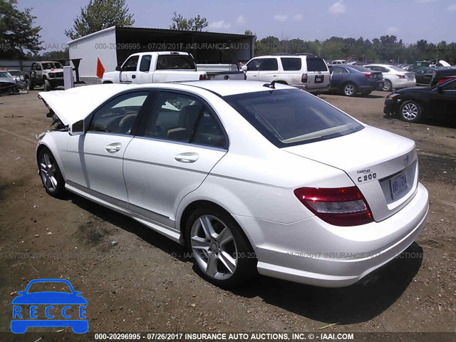 2011 Mercedes-benz C WDDGF5EB5BR187065 Bild 2