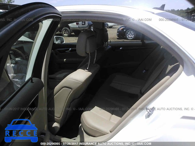 2011 Mercedes-benz C WDDGF5EB5BR187065 Bild 7
