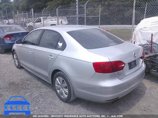 2011 Volkswagen Jetta 3VWDZ7AJXBM050831 image 2