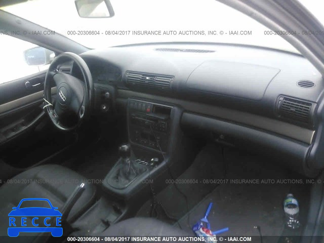 1998 Audi A4 WAUBB28D6WA043814 image 4