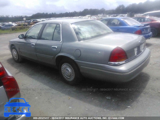 2001 Ford Crown Victoria 2FAFP71WX1X192232 image 2