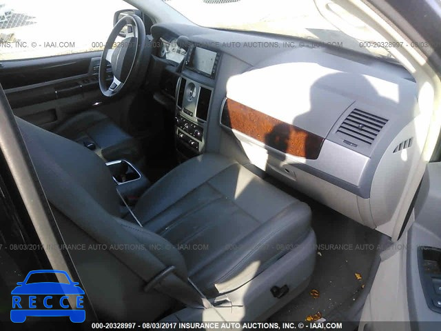 2010 Chrysler Town and Country 2A4RR5D11AR149757 зображення 4