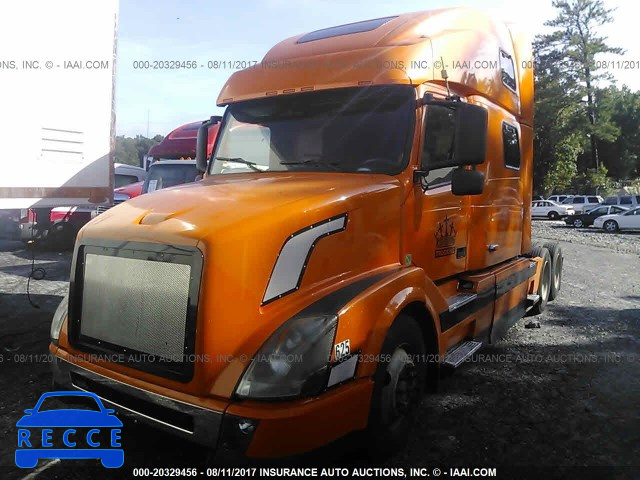 2004 VOLVO VNL 4V4NC9TJ34N366618 image 1