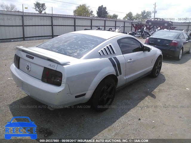 2006 Ford Mustang 1ZVFT80N165128123 image 3