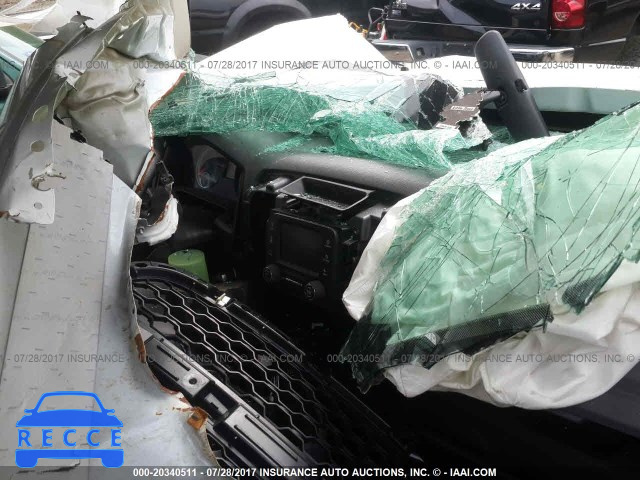 2017 RAM 1500 1C6RR6GT5HS645329 image 4