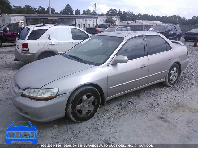 1998 HONDA ACCORD 1HGCG1656WA050181 image 1