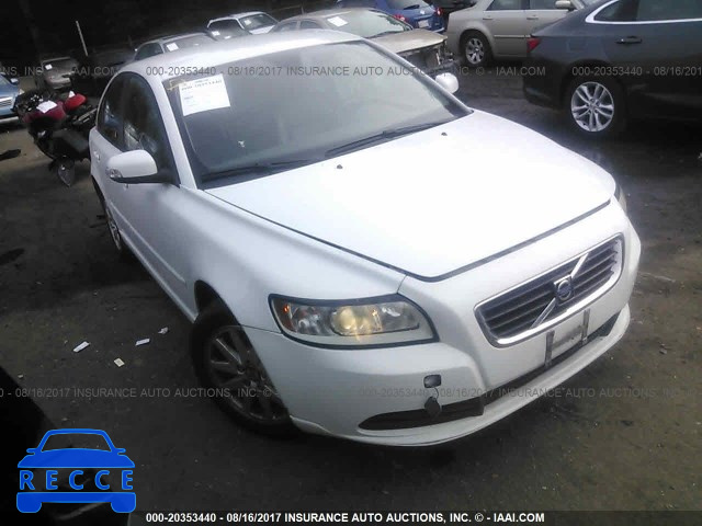 2009 Volvo S40 YV1MS382592459927 image 0